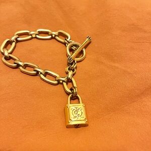 Juicy Couture Y2K Gold Tone Curb Link Bracelet w/ Padlock Charm! GUC